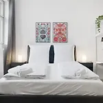Mint - Urban Factory Loft - Weissensee Berlin