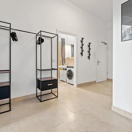 Mint - Urban Factory Loft - Weissensee Apartment