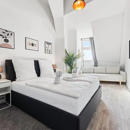 Mint - Urban Factory Loft - Weissensee Apartment *