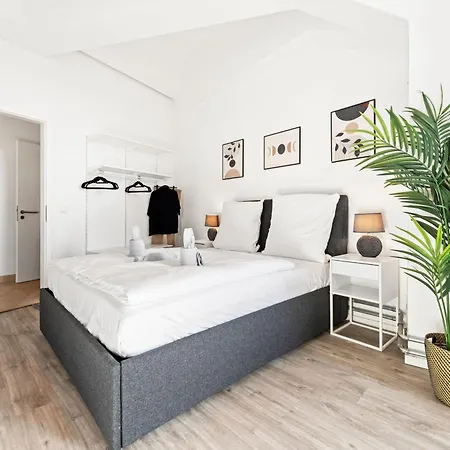 Mint - Urban Factory Loft - Weissensee برلين