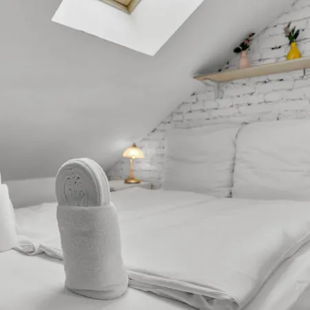 Mint - Urban Factory Loft - Weissensee *