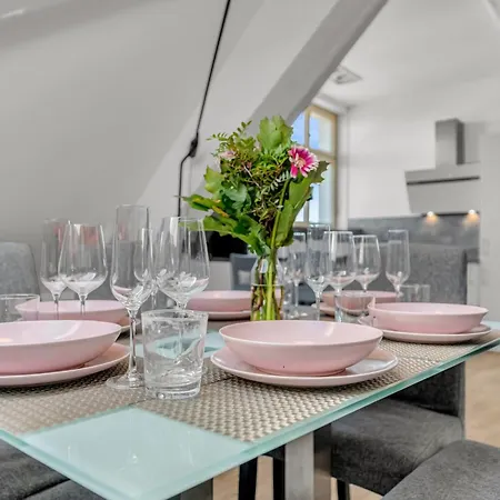 Mint - Urban Factory Loft - Weissensee *