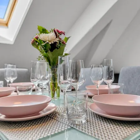 Mint - Urban Factory Loft - Weissensee * ברלין