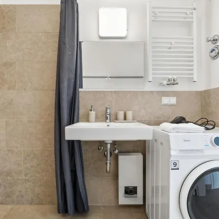 Mint - Urban Factory Loft - Weissensee *