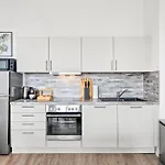 Mint - Urban Factory Loft - Weissensee *