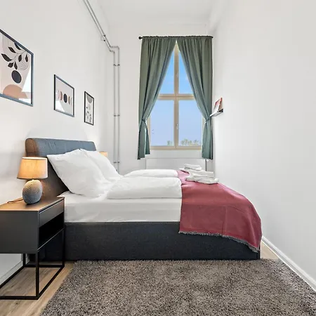 Mint - Urban Factory Loft - Weissensee Берлин