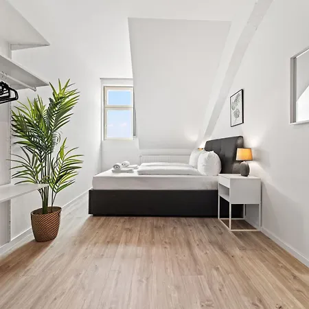 Mint Ueber Der Stadt Parken Kueche Wifi Appartement